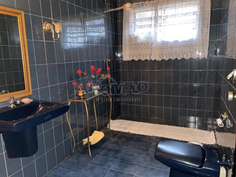 Casa 243m² 4 dormitórios com piscina